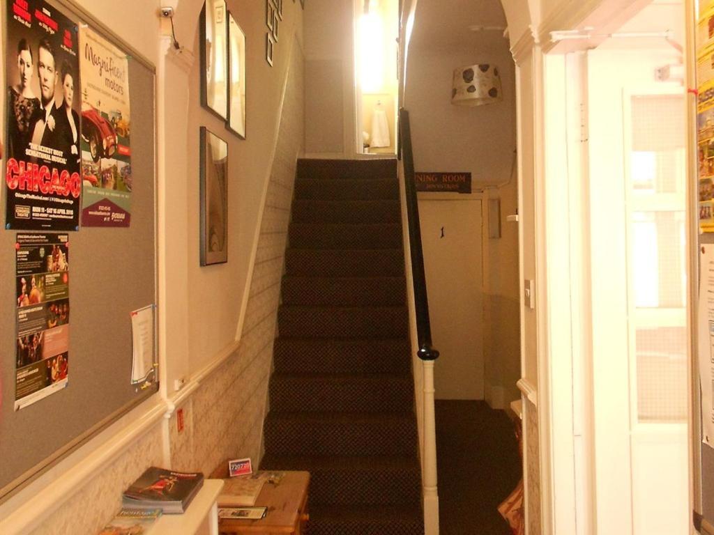 Cromwell House Hotel Eastbourne Ngoại thất bức ảnh