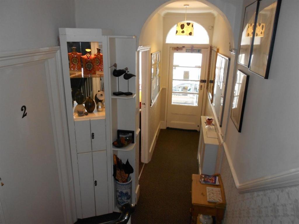 Cromwell House Hotel Eastbourne Ngoại thất bức ảnh