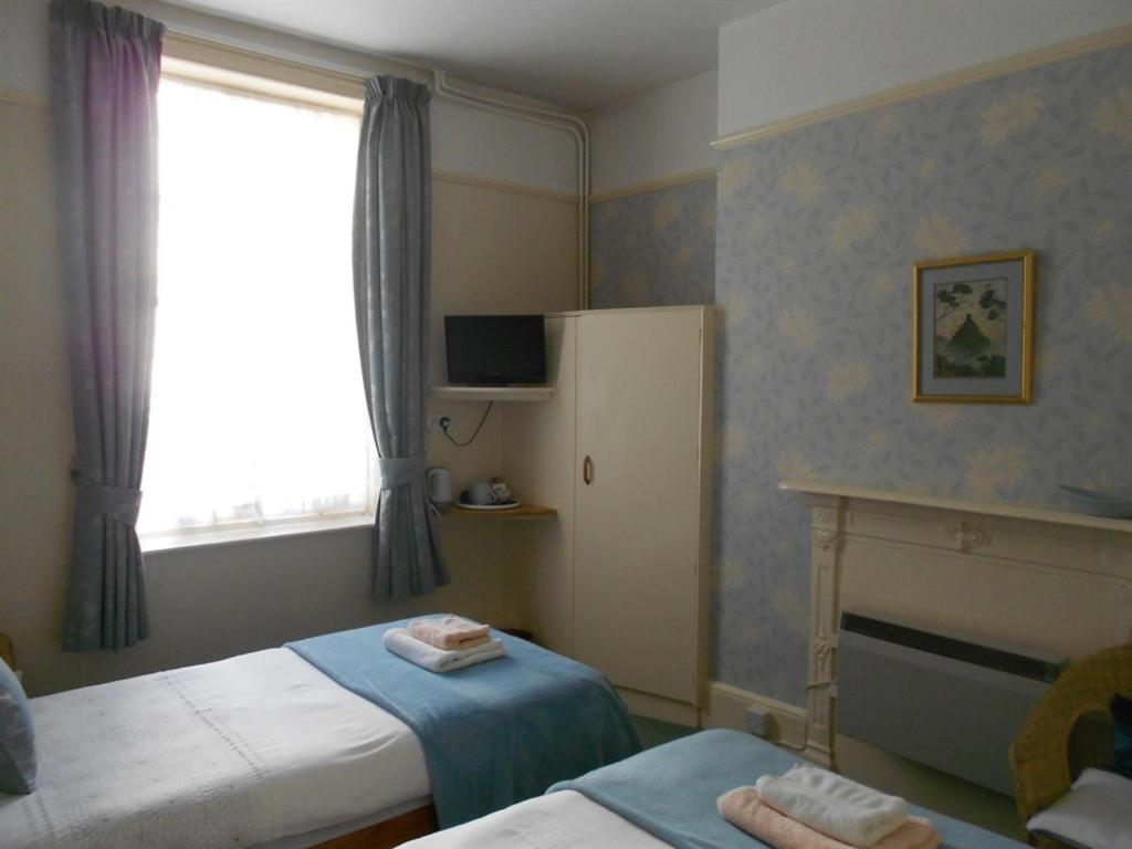 Cromwell House Hotel Eastbourne Ngoại thất bức ảnh